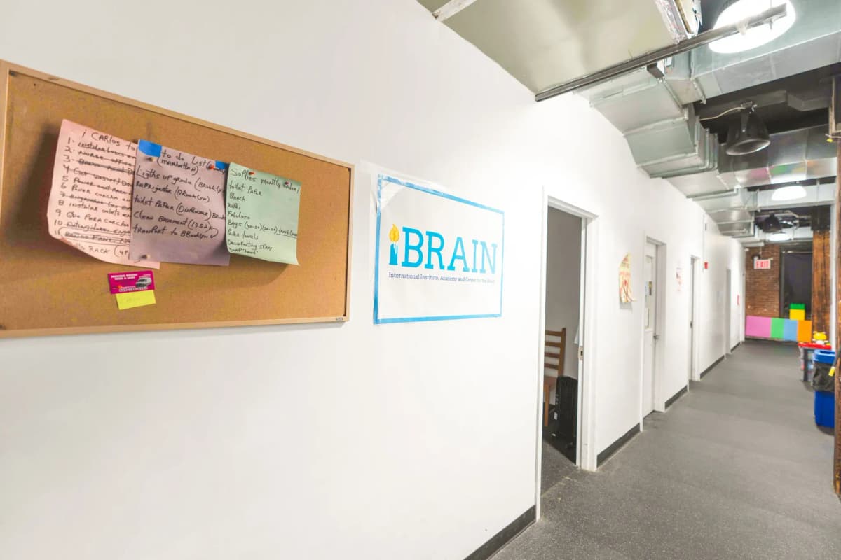 Private school program for students with brain injuries